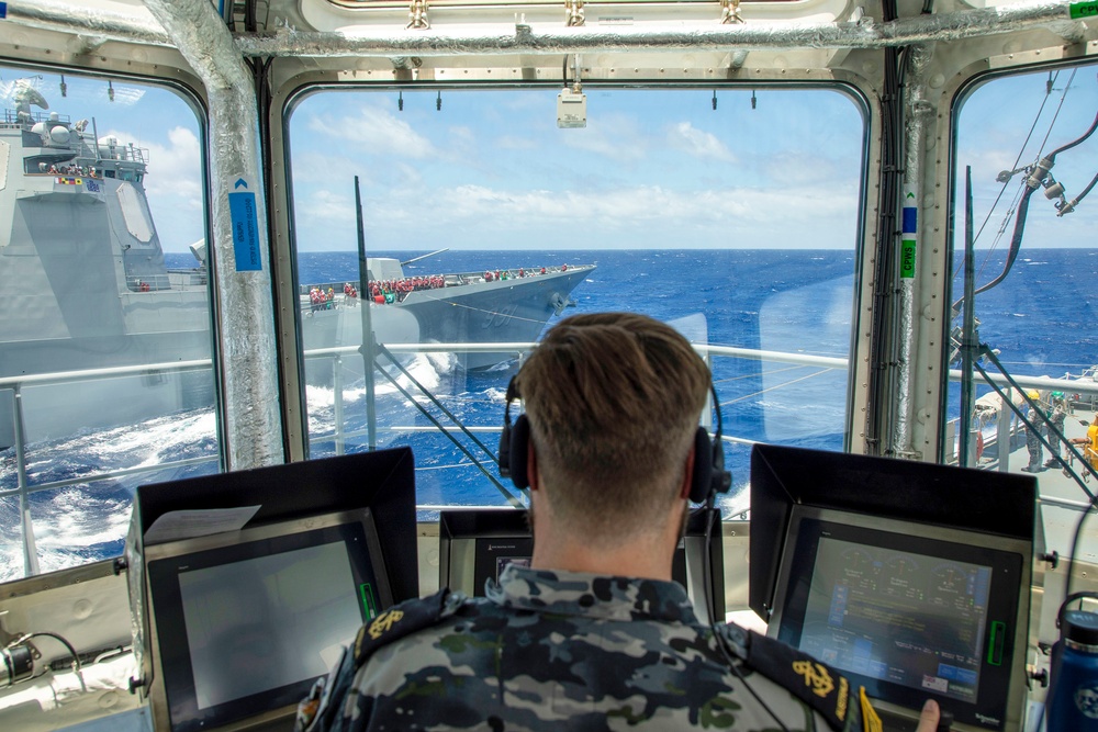 HMAS Supply refuels Multi-National ships