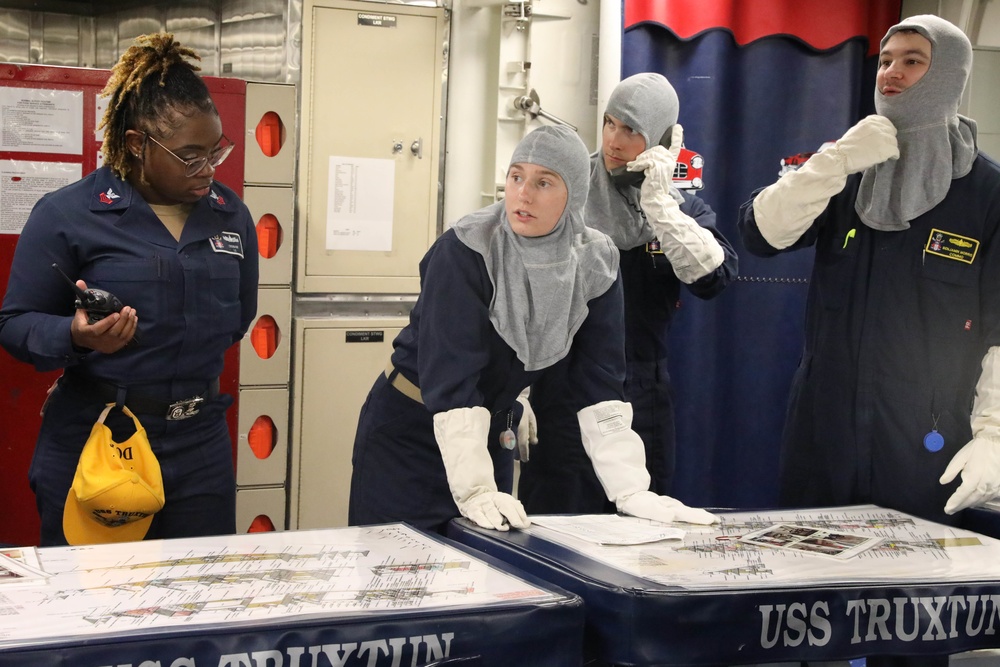 USS Truxtun (DDG 103) Conducts Damage Control Training