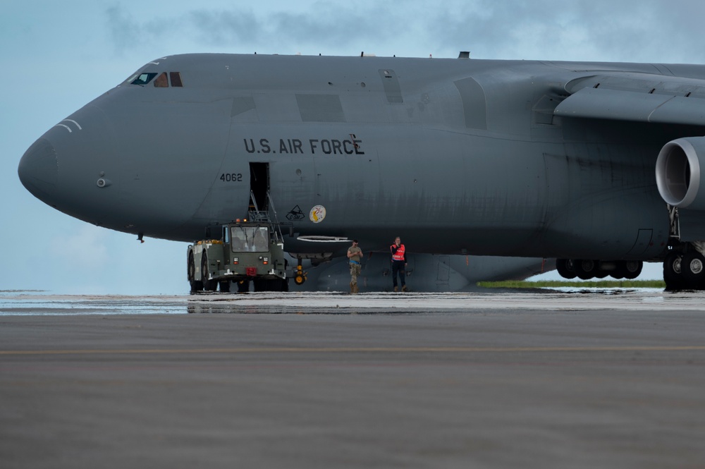 515 AMOW leads C-5 training