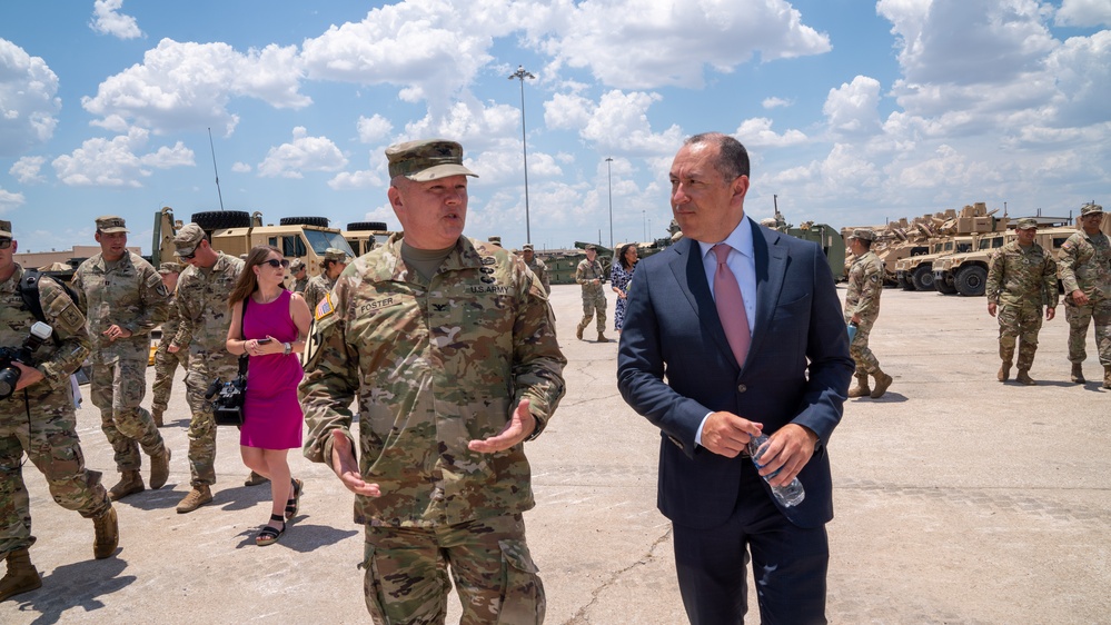 DVIDS - News - Under Secretary Of The Army’s Visit Focuses On Capabilities