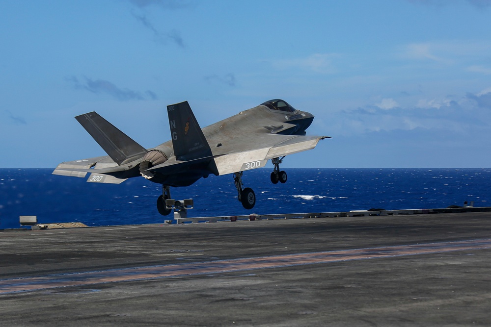 Abraham Lincoln conducts flight operations