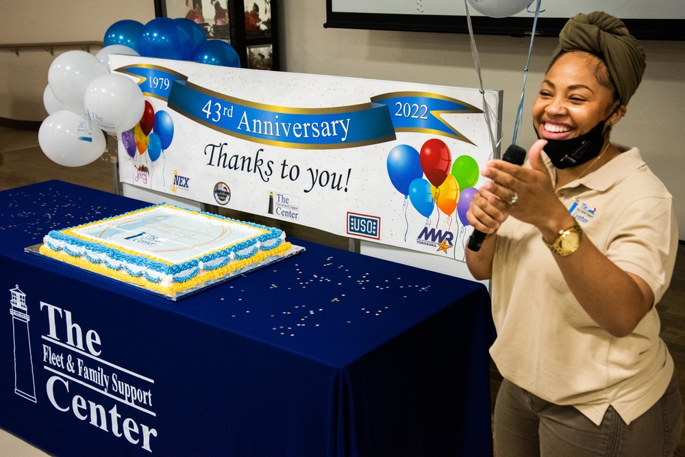 FFSC Yokosuka 43rd Birthday Cake-cutting
