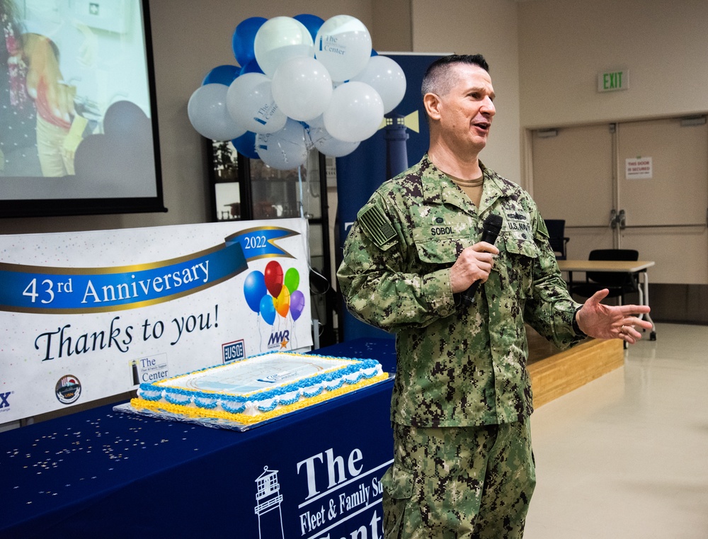 FFSC Yokosuka 43rd Birthday Cake-cutting