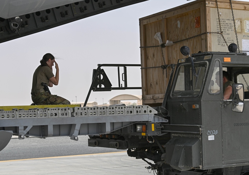 816th EAS “Moose” loadmasters keep cargo moving in AOR