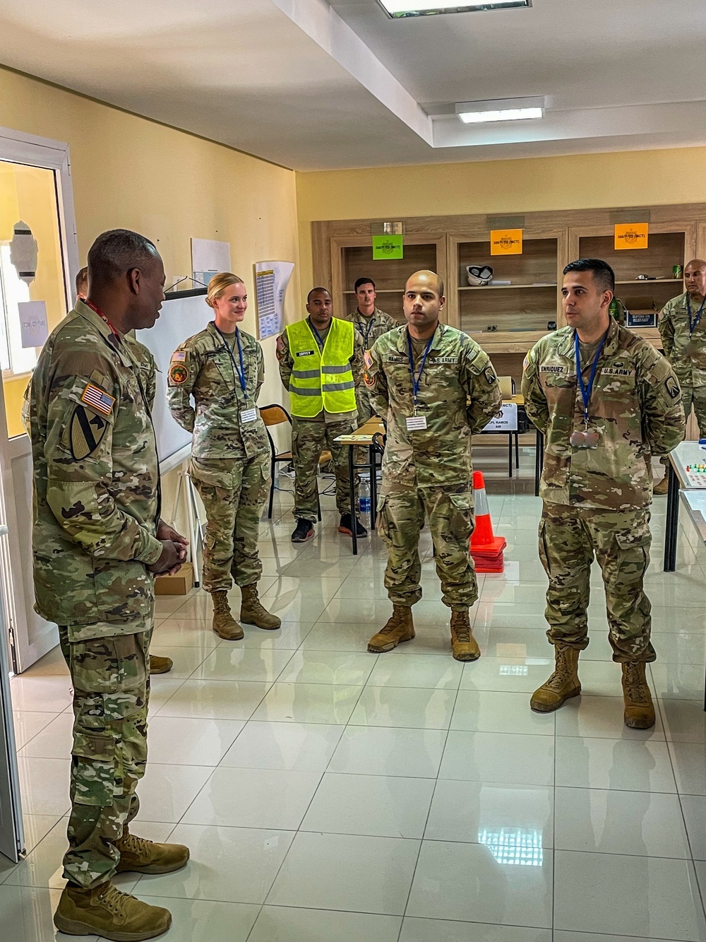 21st TSC Commanding General Visits Troops During African Lion