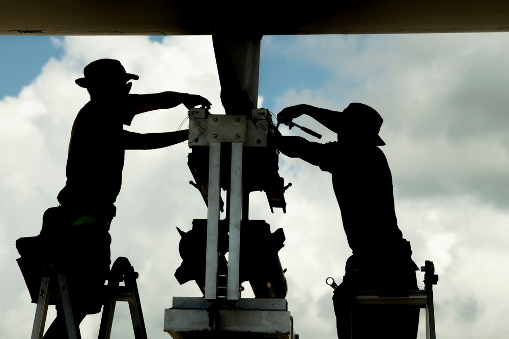 4th and 73rd AMU Participate in Load Crew Competition