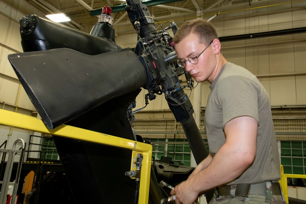 128th Aviation Brigade AIT Soldiers Conduct Practical Exercises