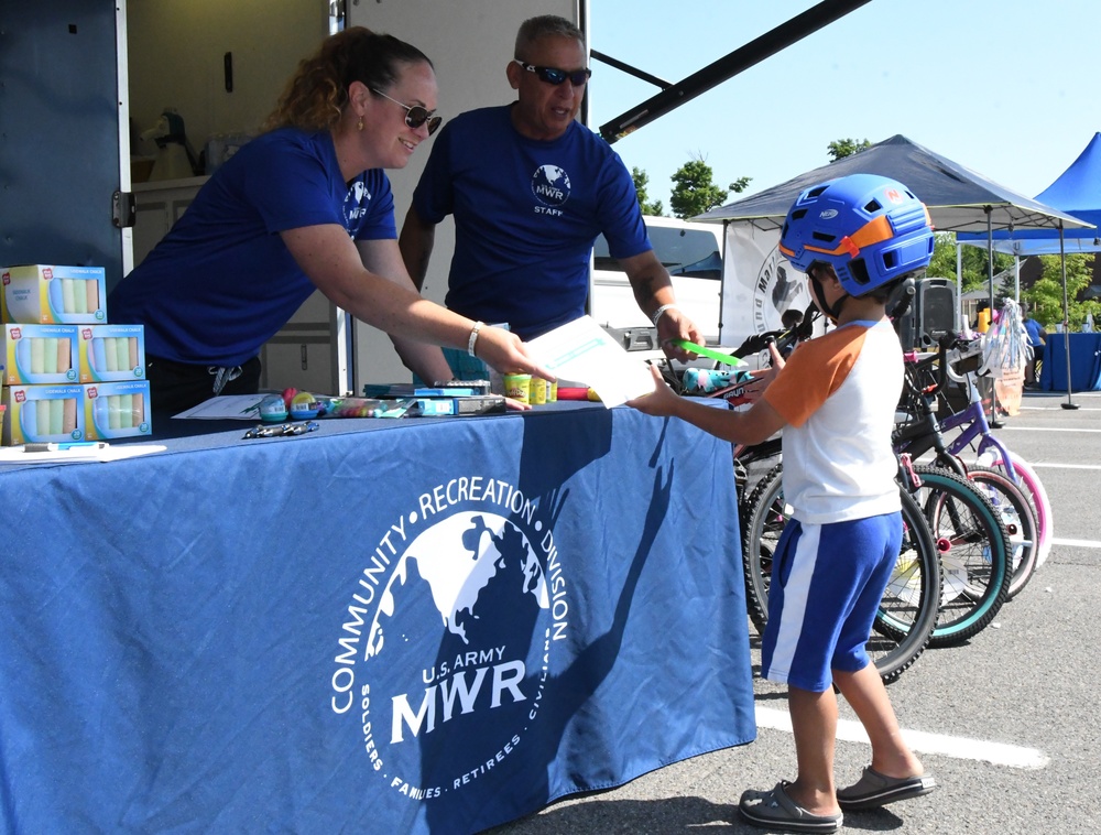 Fort Drum FMWR Bike Rodeo promotes safe riding for children