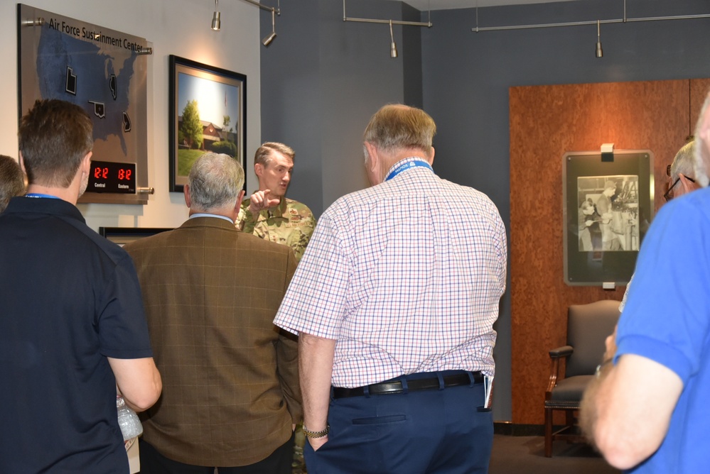 Southern Legislative Conference Tours Tinker AFB