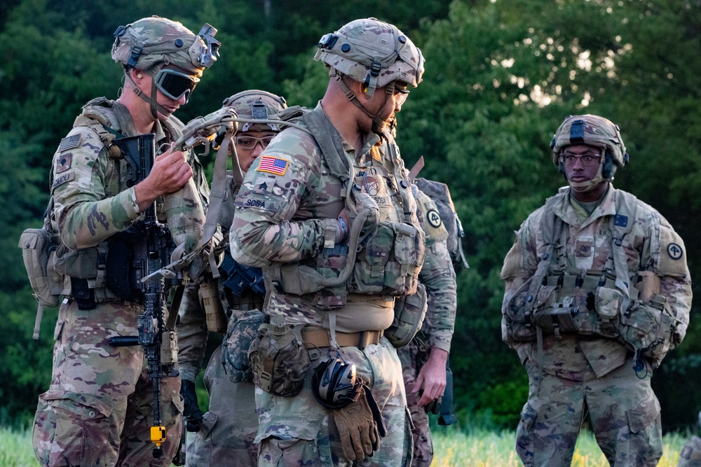 NJNG Infantry ride on UH-60 Blackhawks during XCTC