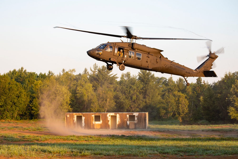 NJNG Infantry ride on UH-60 Blackhawks during XCTC