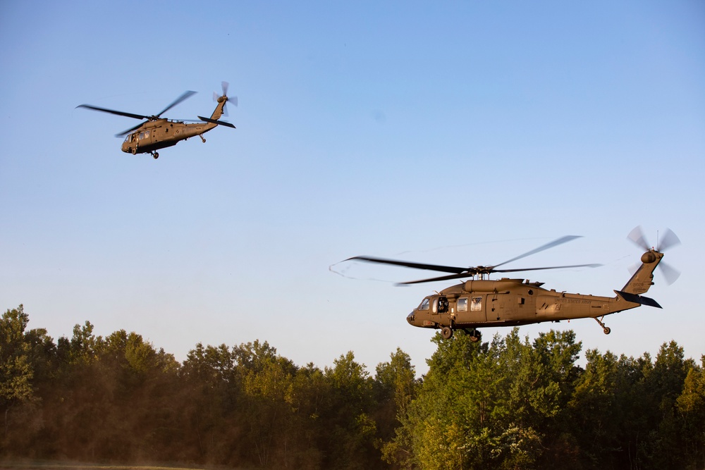 NJNG Infantry ride on UH-60 Blackhawks during XCTC