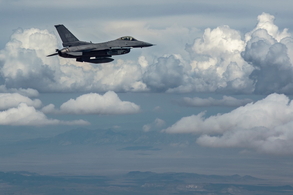 Red Flag-Nellis 22-3 Aggressors take flight