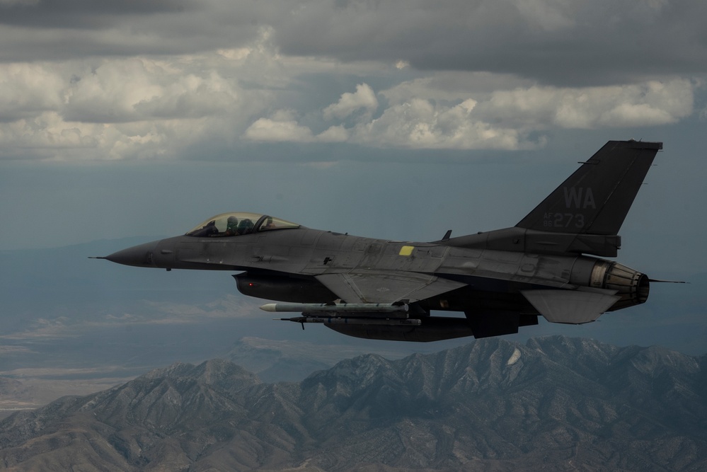 Red Flag-Nellis 22-3 Aggressors take flight