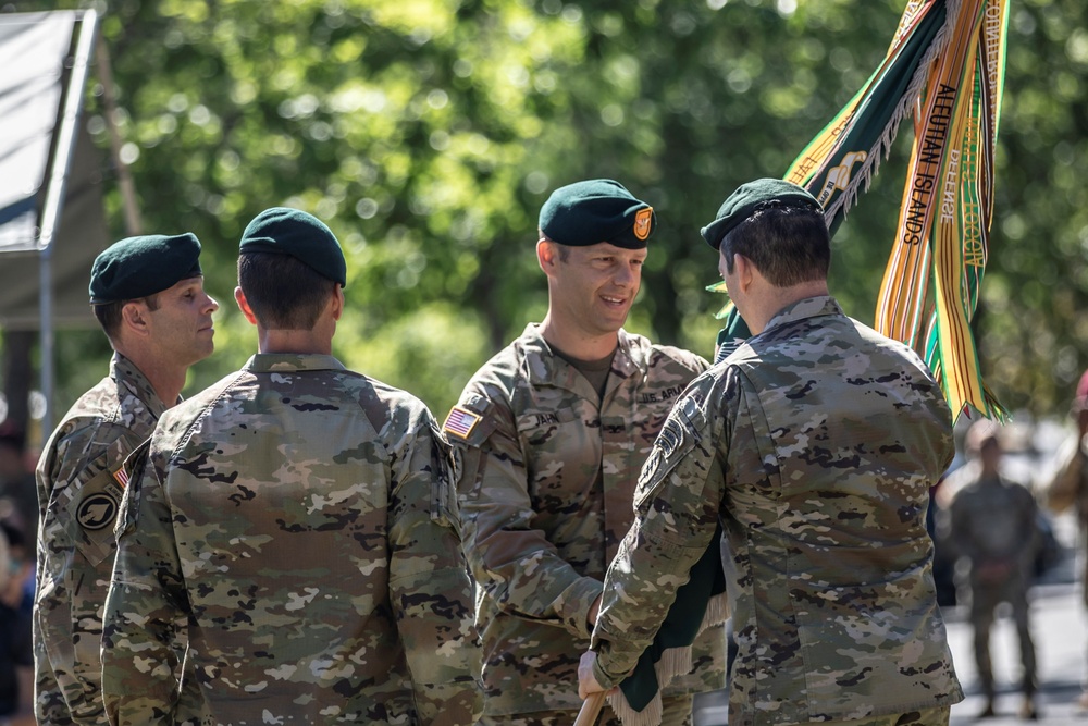 1st SFG (A) passes guidon to the new commander