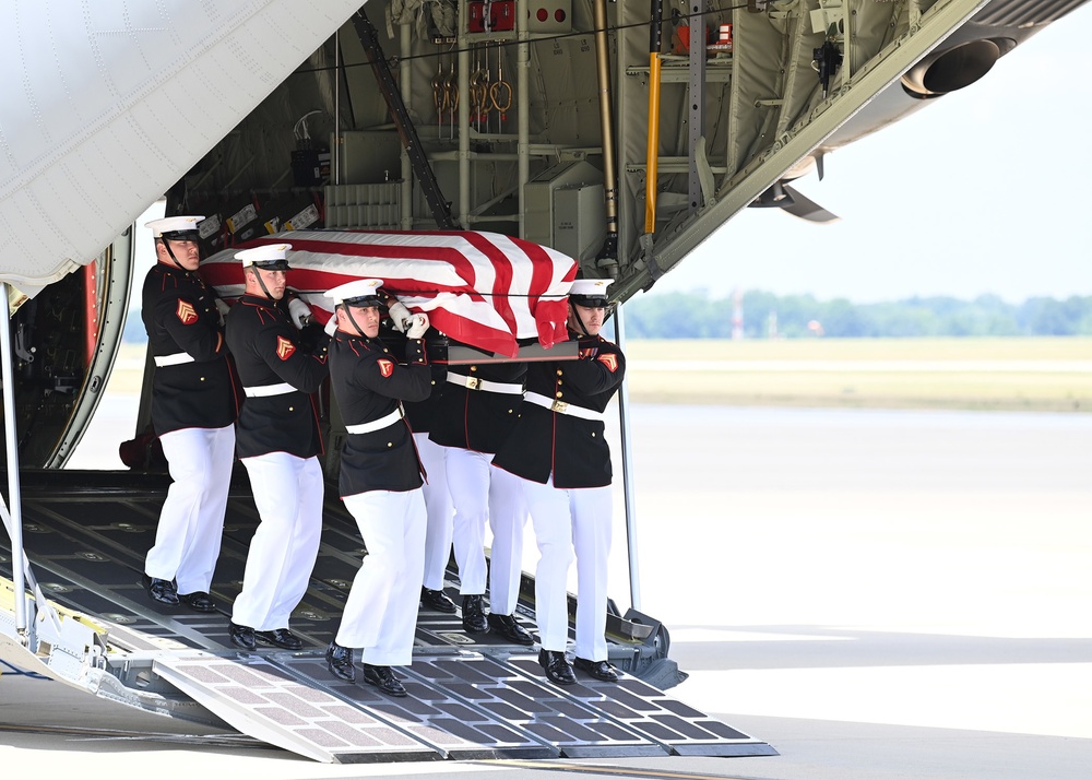 MOH recipient arrives at JBA to be honored at U.S. Capitol