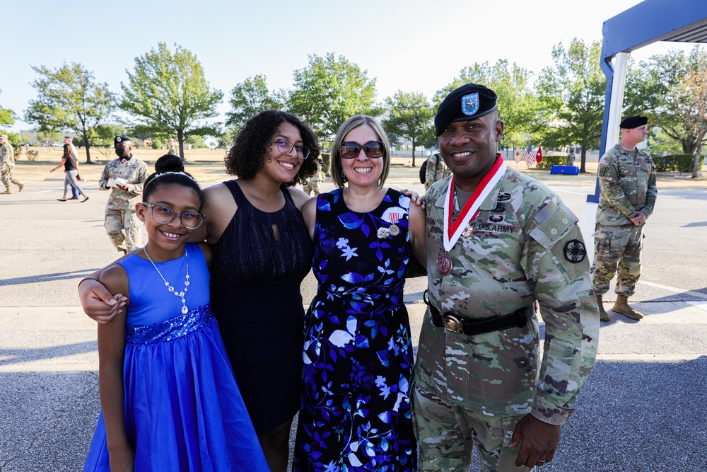 U.S. Army 13th Expeditionary Sustainment Command celebrates change of command.