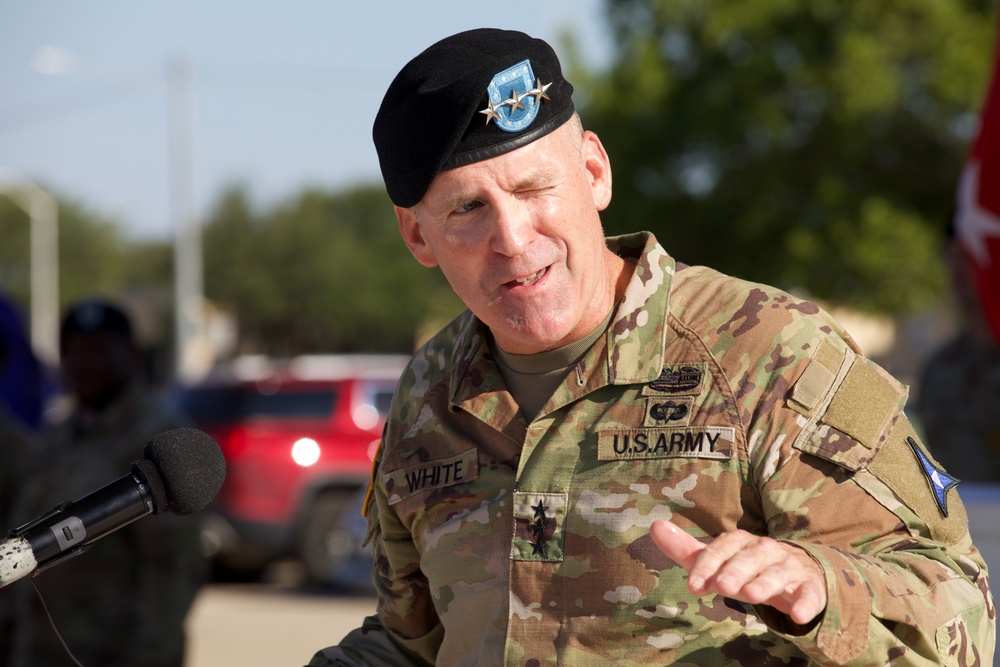 III Armored Corps change-of-command ceremony