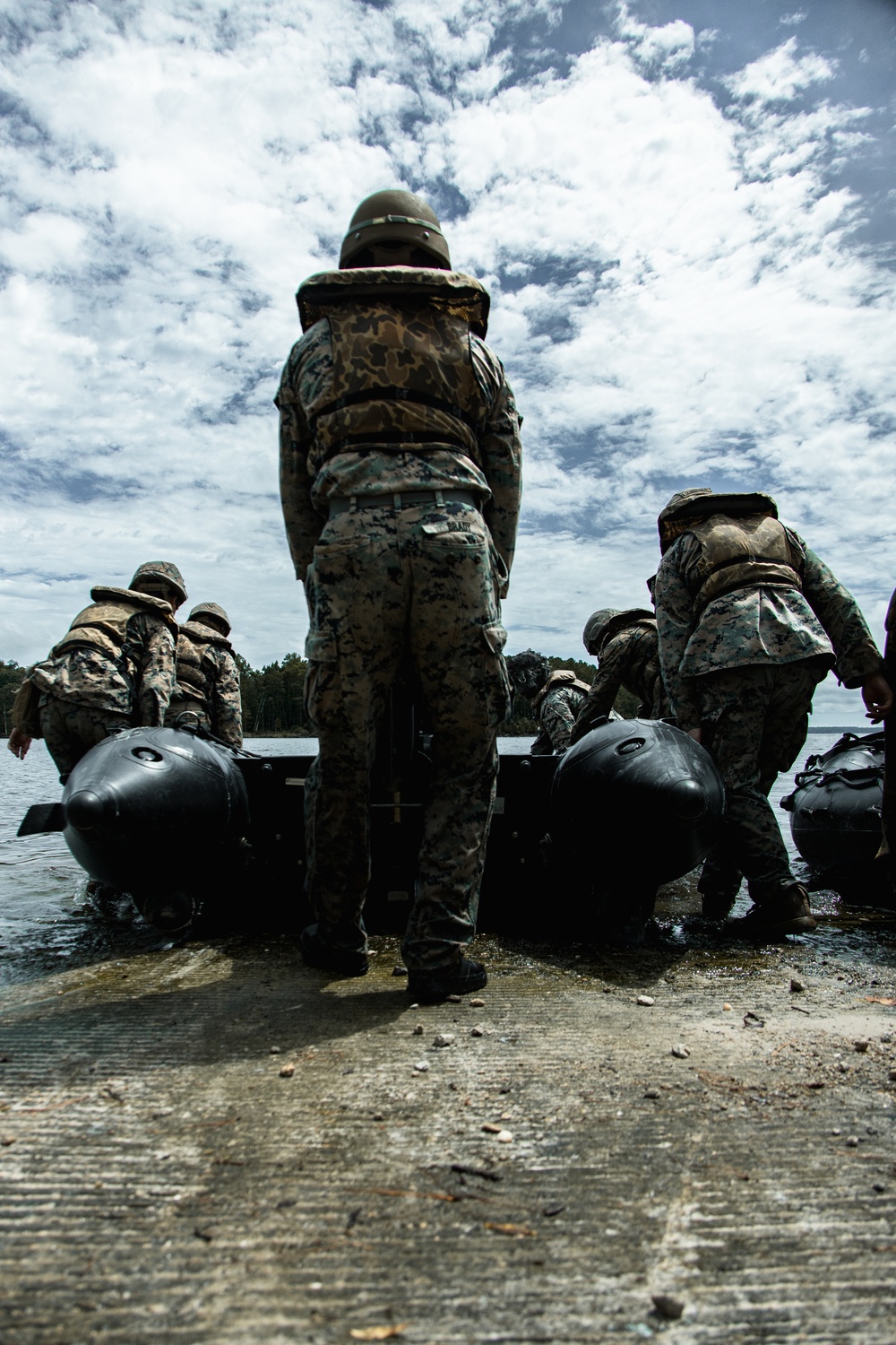 8th Engineer Support Battalion conducts river reconnaissance during Summer Pioneer 22 (Day 1)