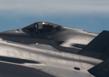 U.S. F-35’s conduct combined training with ROKAF