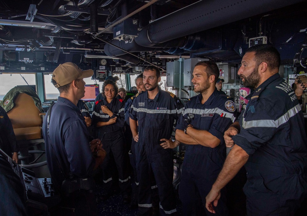 French Navy visits USS Chafee during RIMPAC 2022