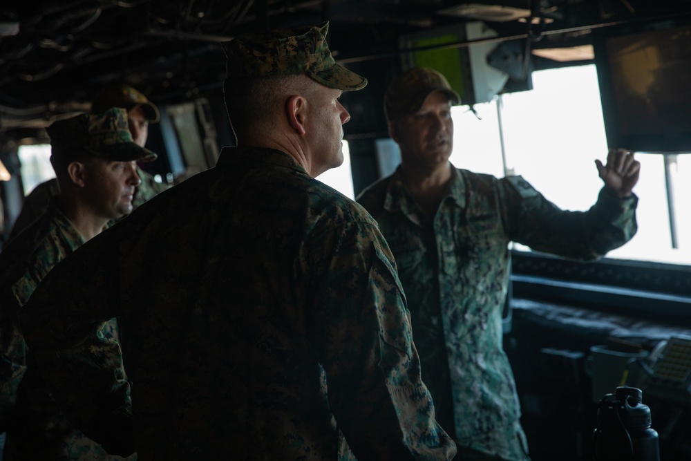 General Priddy visits USS Arlington