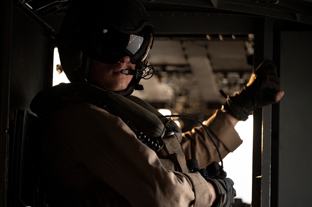 USMC MV-22 conducts training over Gulf of Aden