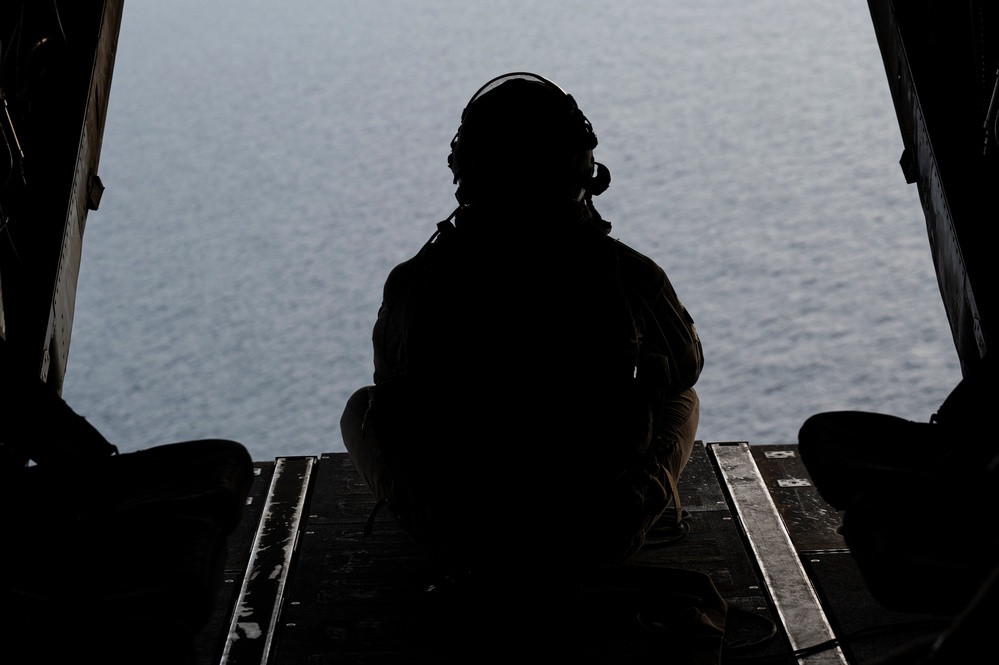 USMC MV-22 conducts training over Gulf of Aden