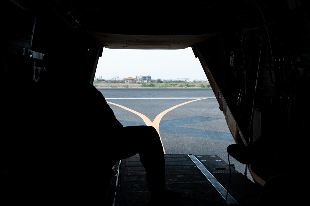 USMC MV-22 conducts training over Gulf of Aden