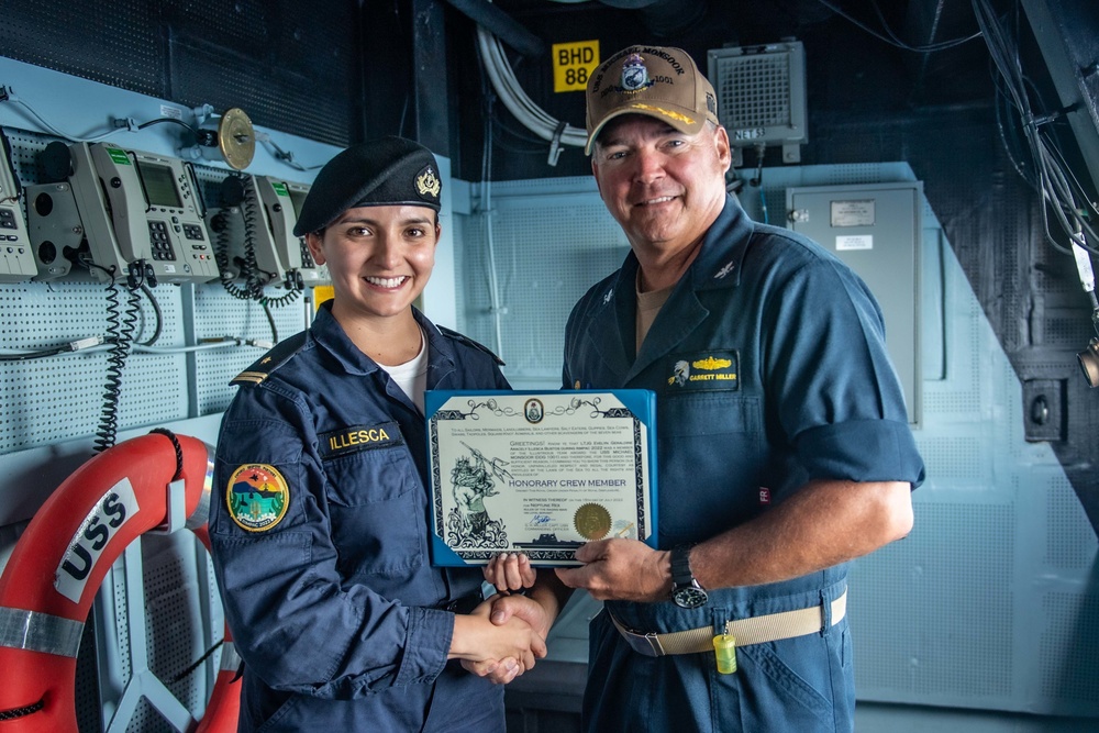 USS Michael Monsoor CO awards foreign partners during RIMPAC 2022