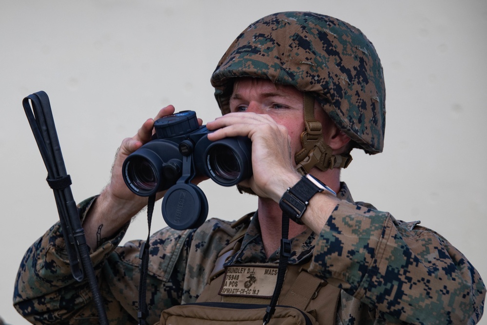 Distinguished Visitors and VIPs depart from Ford Island HLZ during RIMPAC 2022