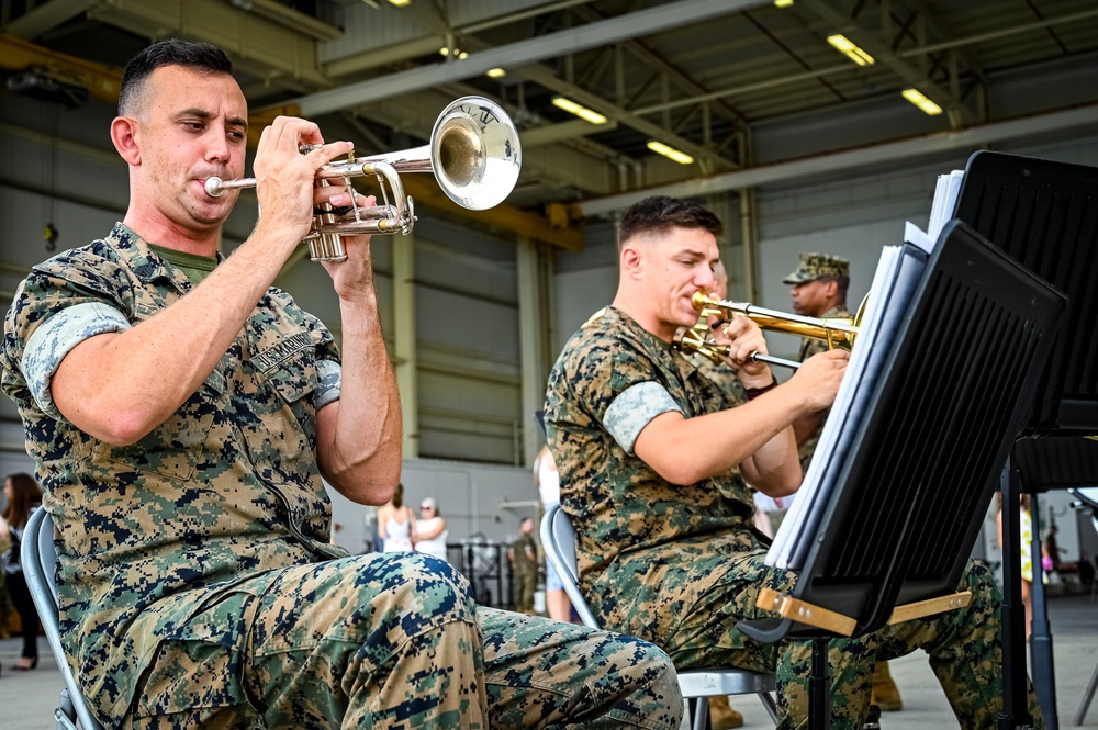 Marine Aircraft Group 49 holds Change of Command