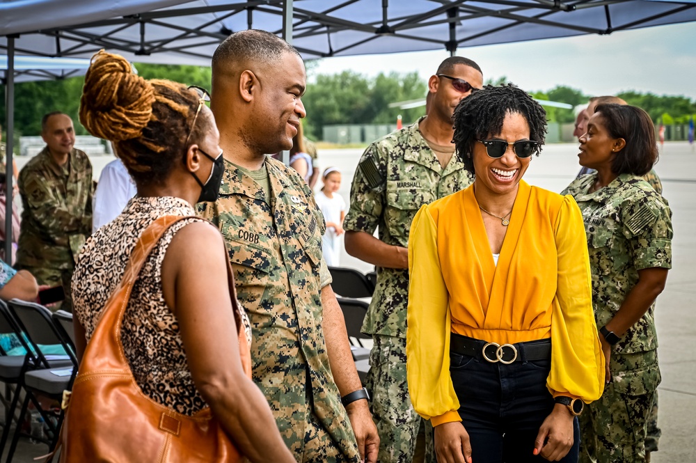 Marine Aircraft Group 49 holds Change of Command