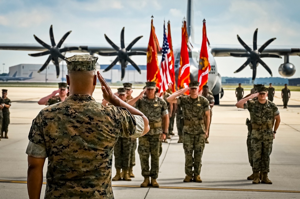 Marine Aircraft Group 49 holds Change of Command