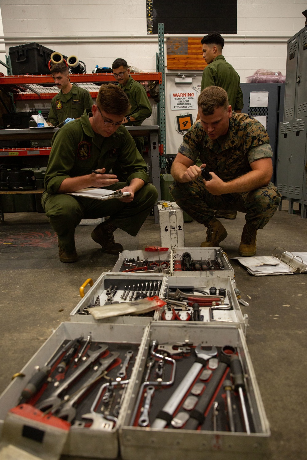 The Underdogs of Aviation: The Maintenance Crews