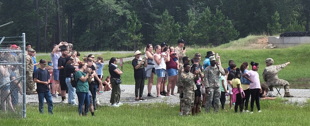 Mustang Squadron demos modernized tank during family day