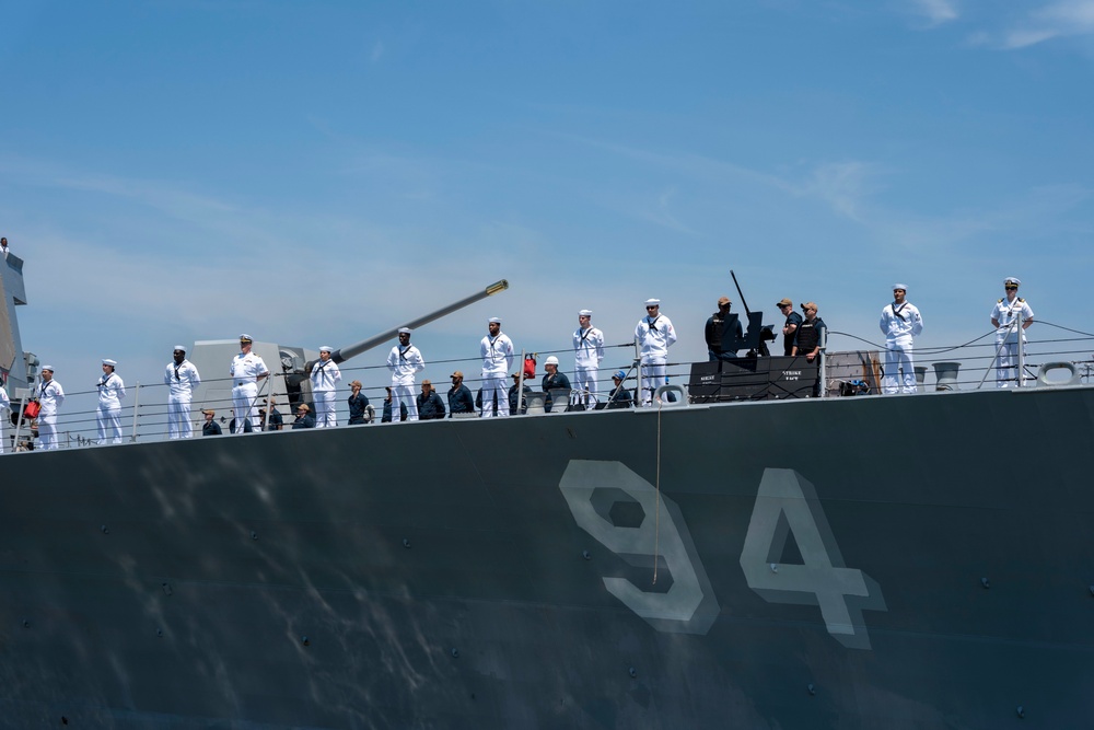 USS Nitze Departs on Deployment