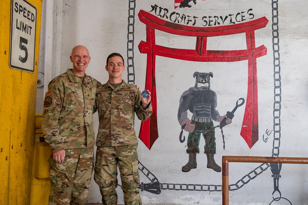 515th AMOW Commander tours Kadena ops