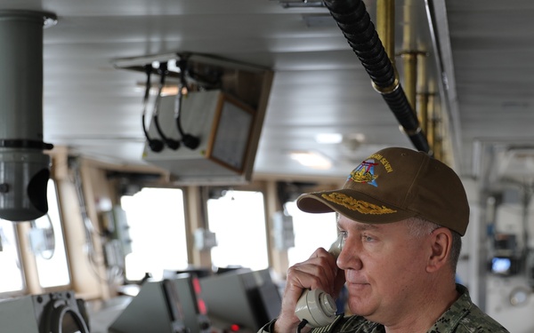 CSG-7 Visits USNS Effective (T-AGOS 21)