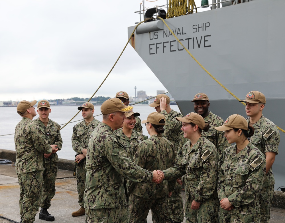 CSG-7 Visits USNS Effective (T-AGOS 21)