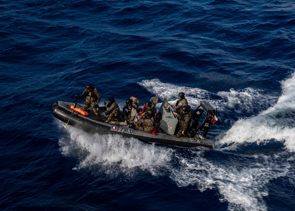 USS Gridley conducts VBSS with FS Prairial