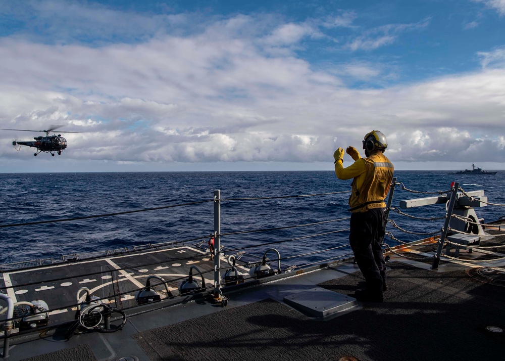 USS Gridley conducts VBSS with FS Prairial