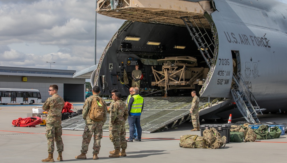 Greywolf Brigade offloads equipment