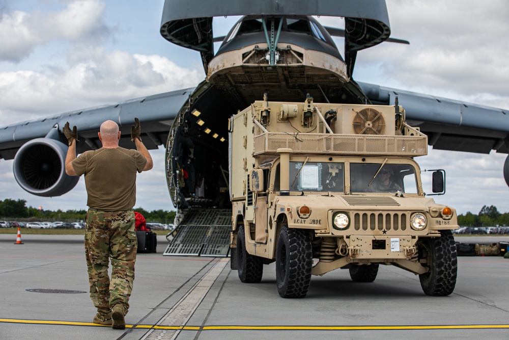 Greywolf Brigade offloads equipment
