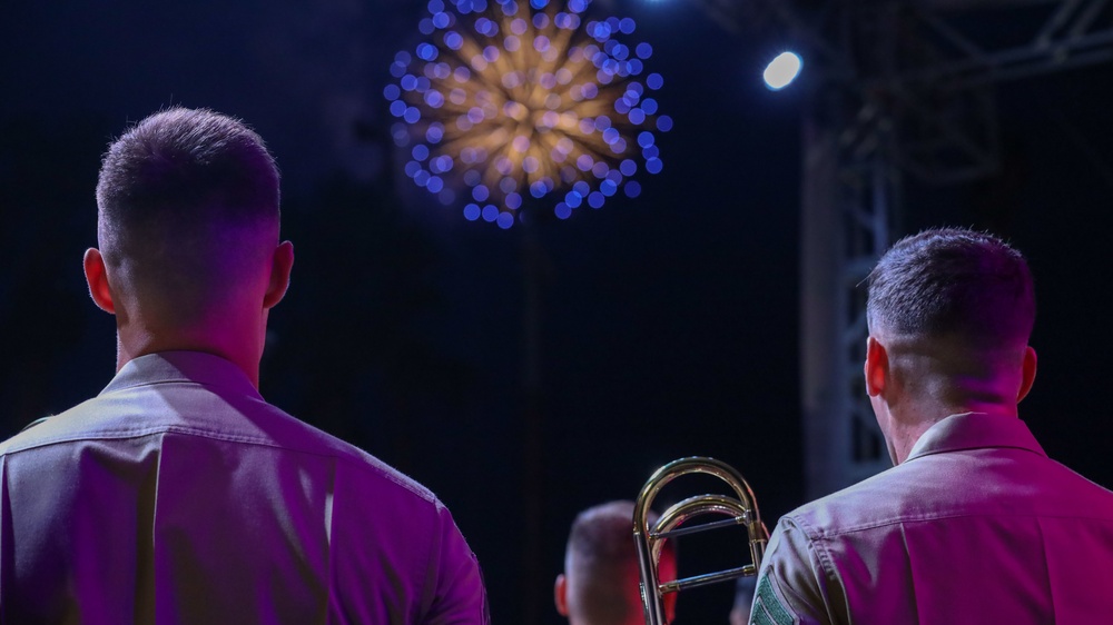 Parris Island Marine Band Performs at the Beaufort Water Festival