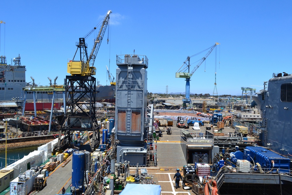 USS COMSTOCK CRANE PRESERVATION