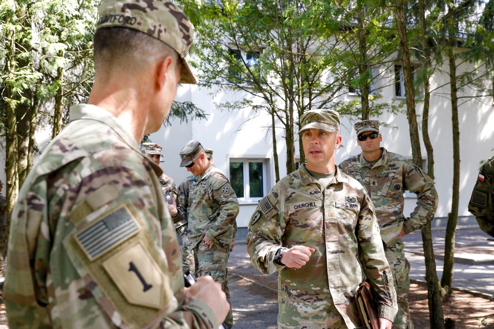 1ID deputy commanding officer visits Biedrusko Training Area