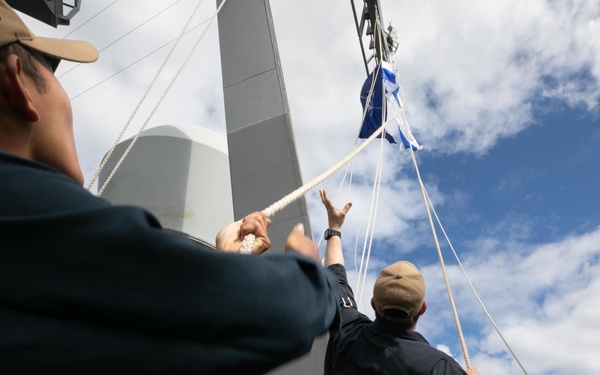 USS Arleigh Burke (DDG 51) Ship Maneuvering