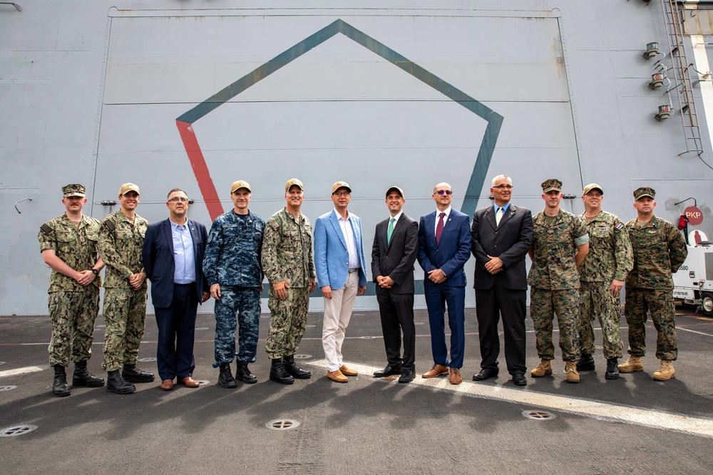 USS Arlington hosts distinguished visitors from Croatia