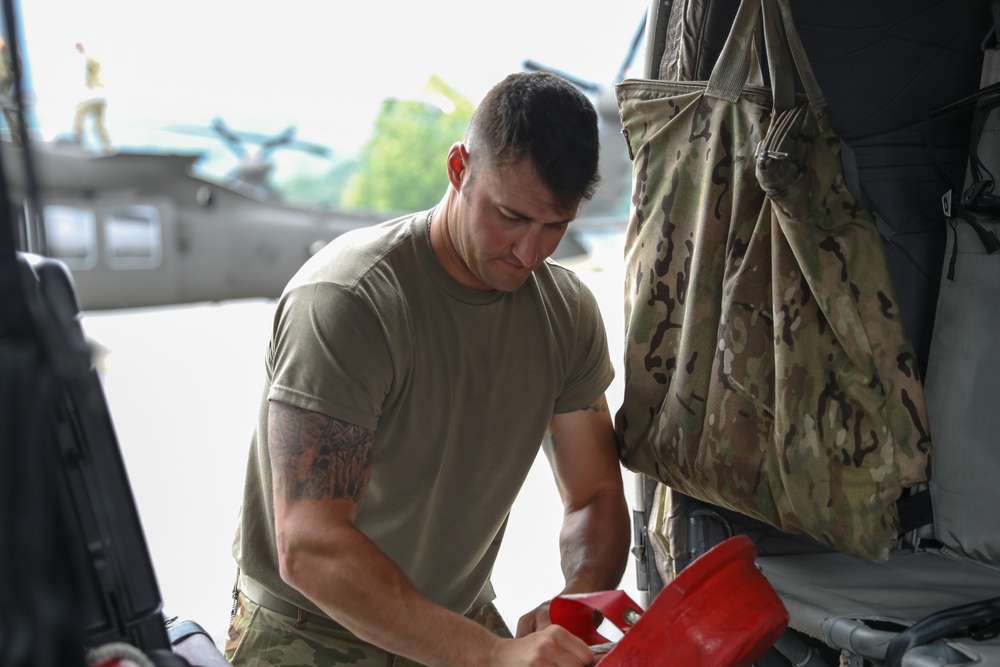 PA Army National Guard, 28th Combat Aviation Brigade prepares for flight a training exercise